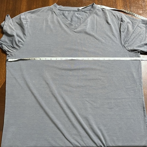 Lululemon men’s shirt - Picture 5 of 6